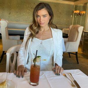 is lana rhodes lesbian|The Truth about Lana Rhoades' biography: age, real name.
